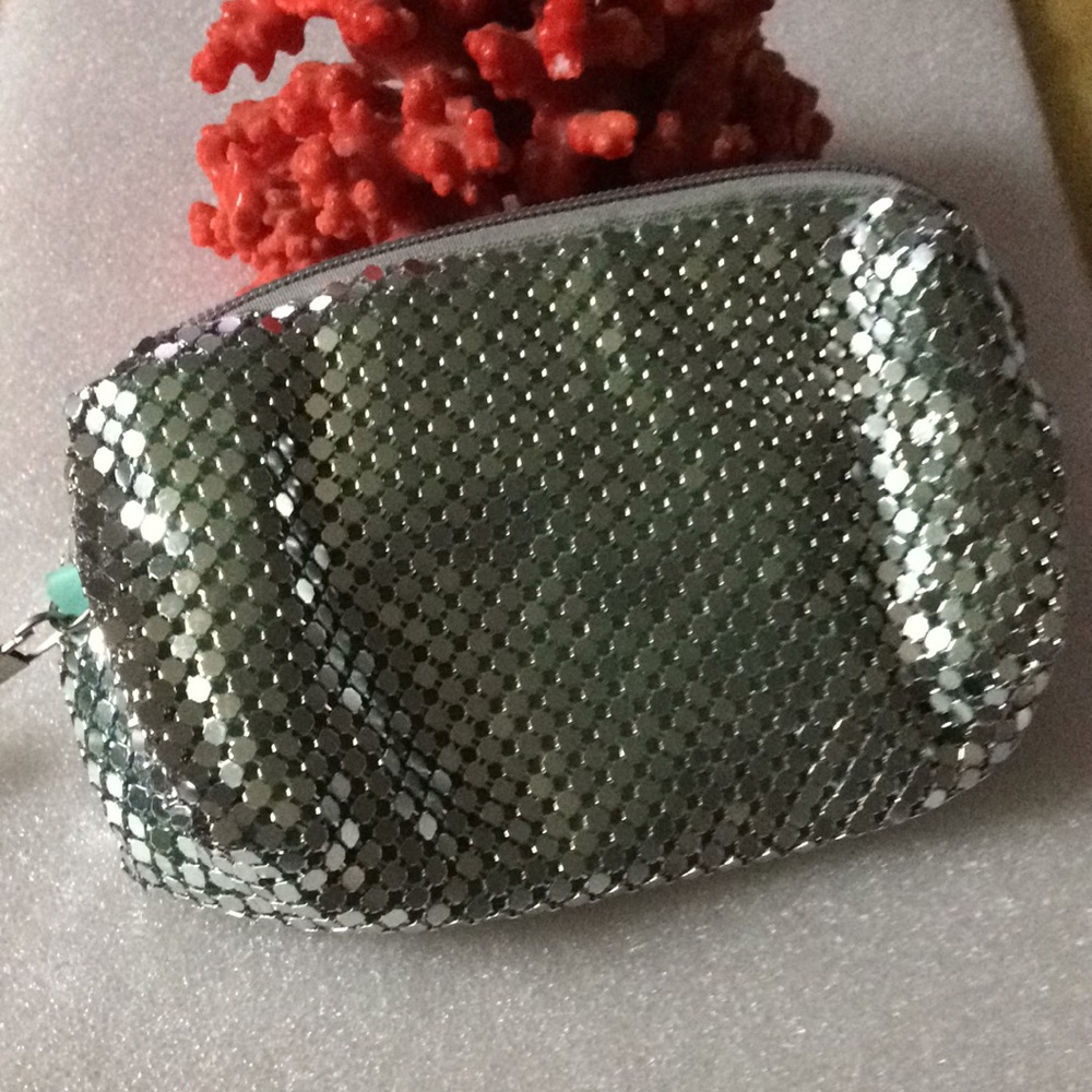 Lorac mash wallet